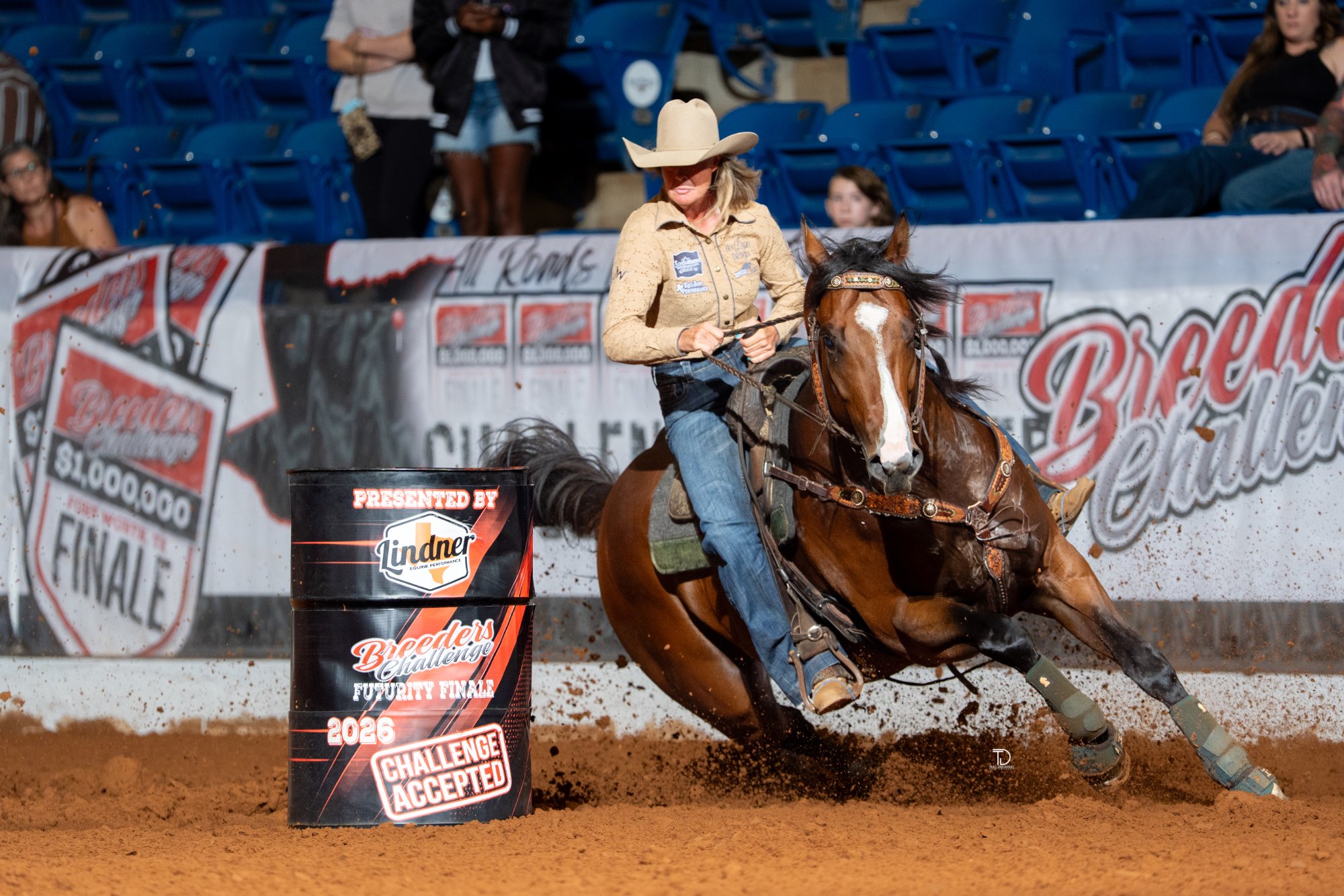 Joy Wargo barrel racing at the Breeders Challenge futurity, photographed by Traci Davenport