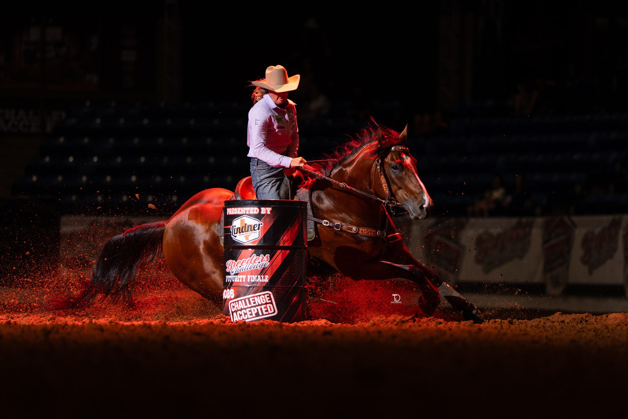 Barrel racing photography by Traci Davenport
