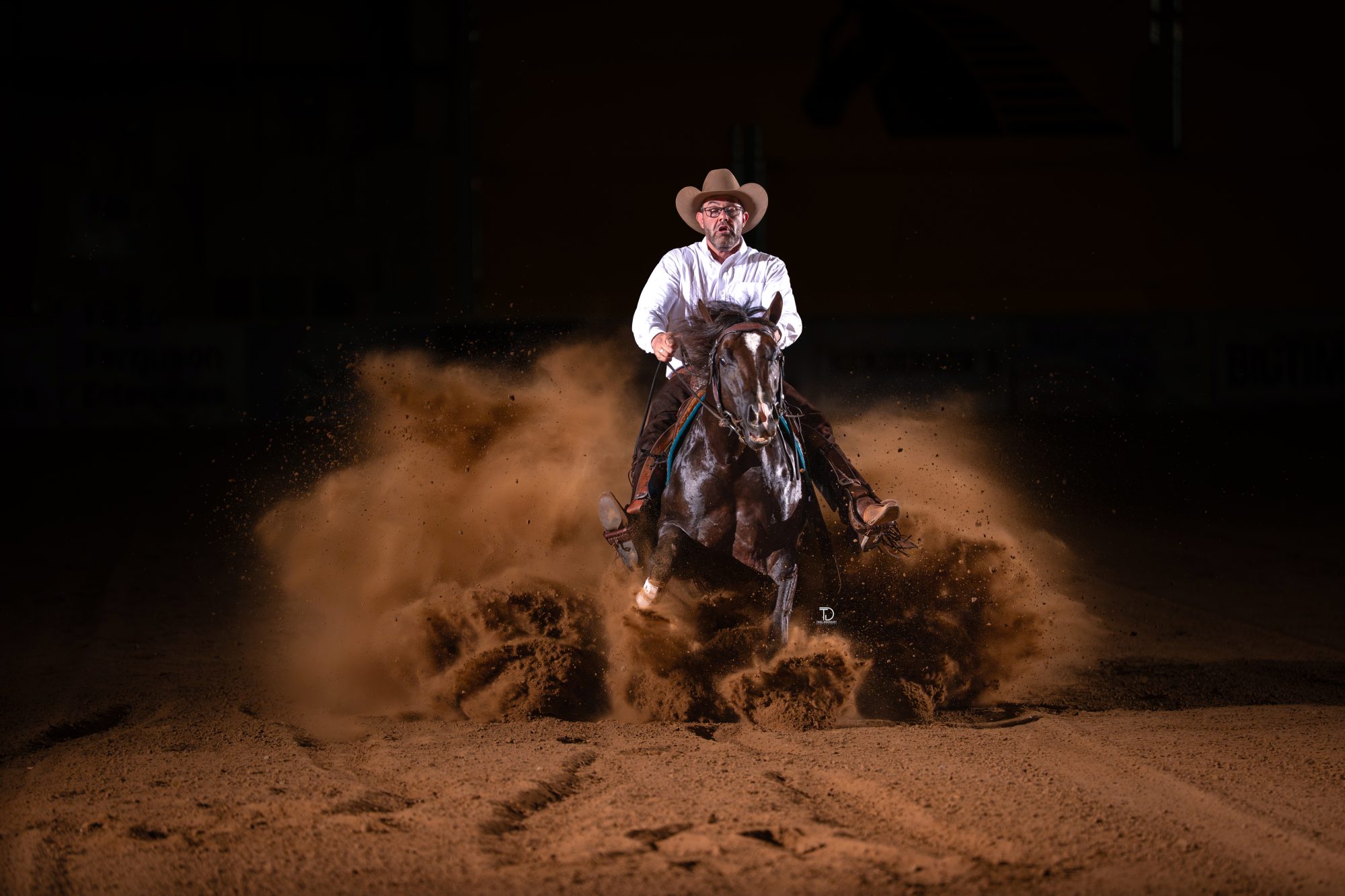 Reiner Ruben Vandorp and Twohundreddegrees in a sliding stop, photographed by Traci Davenport